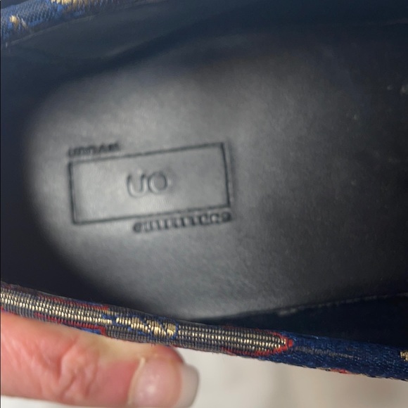 Urban Outfitters Tapestry Loafers. Size 11. - Picture 3 of 10